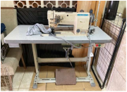 Máquina de costura, marca Brasew, modelo BRS 2230-3