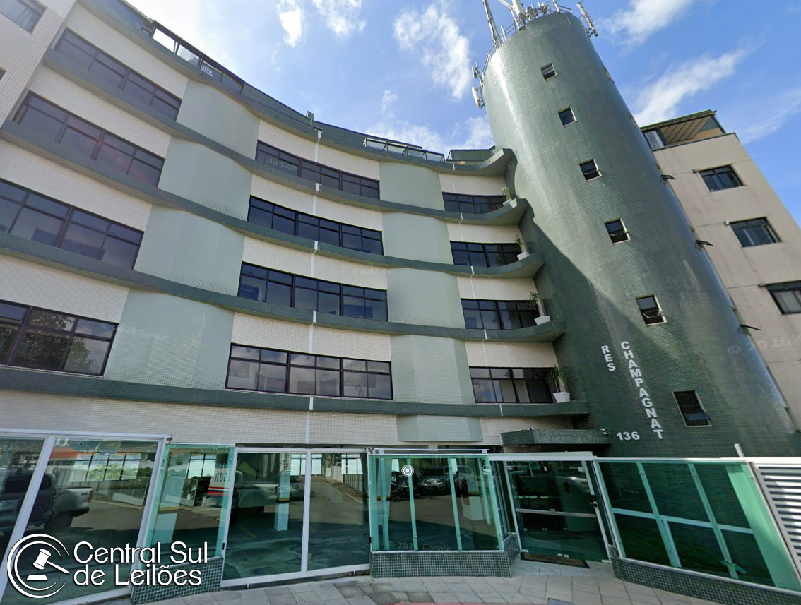 Vaga de garagem nº 08, no Edifício Residencial Champagnat, em Florianópolis/SC