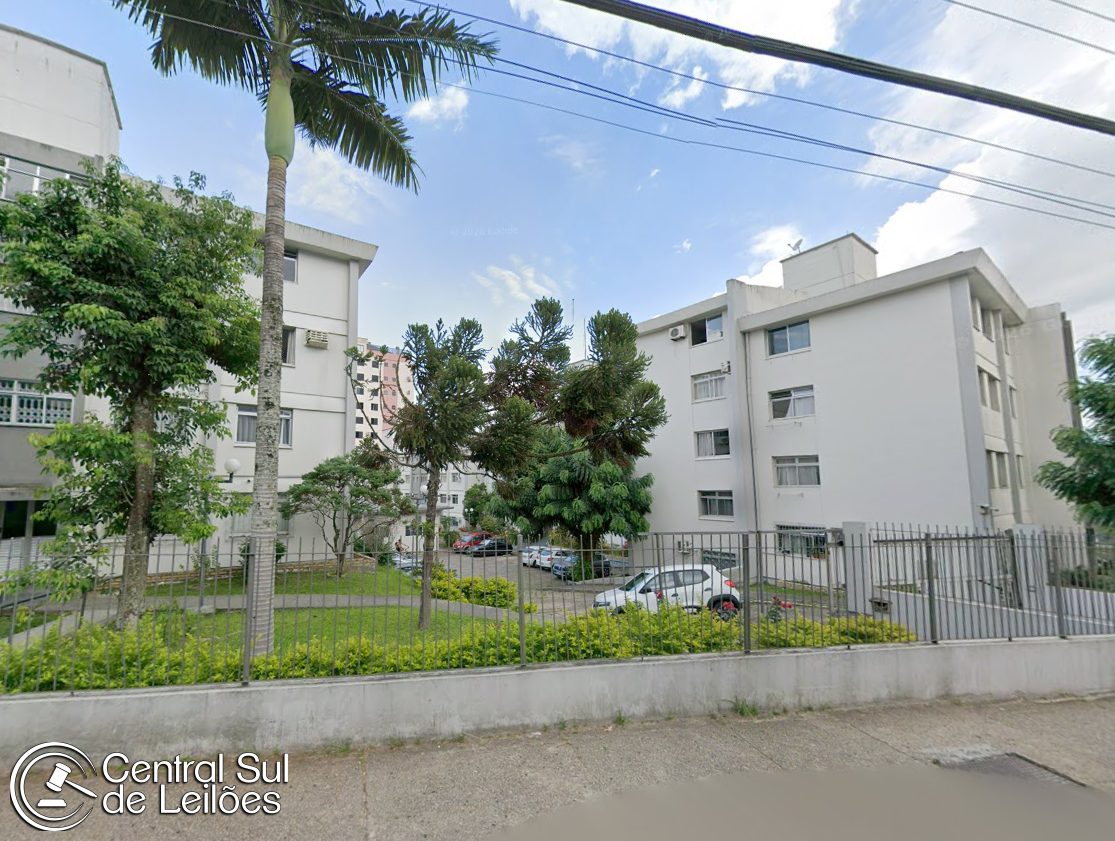 Apartamento nº 302, bloco B-6, no Conjunto Habitacional Continente, em Florianópolis/SC