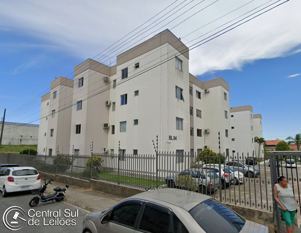 Apartamento nº 302, bloco 04, no Edifício Residencial Village das Ilhas, em São José/SC