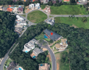 Foto principal do lote Terreno com área total de 3.555,18m², com Imóvel de Alto Padrão, no Cond. Ecológico Orleans, em Joinville/SC do leilão Florianópolis/SC - Unidade Estadual de Direito Bancário em Florianópolis.