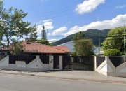 Foto principal do lote Terreno com área de 891,36m², com Edificação, na Avenida Getúlio Vargas, no Município de Jaraguá do Sul/SC do leilão Florianópolis/SC - Secretaria de Execução do TRT12 - SC em Florianópolis.