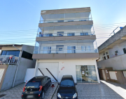 Foto principal do lote Edifício de 4 pavimentos, com Apartamentos residenciais e sala comerical, Praia de Armação Itapocoroy, em Penha/SC do leilão Navegantes/SC - Vara do Trabalho em Penha.