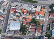 Foto principal do lote Terreno com área de 300,12m², com Edificação, no Estreito, no Município de Florianópolis/SC do leilão Florianópolis/SC - 6ª Vara Cível em Florianópolis.