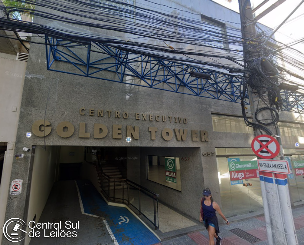 Vaga de garagem n° 01, no ed. comercial centro executivo golden tower, em florianópolis/sc