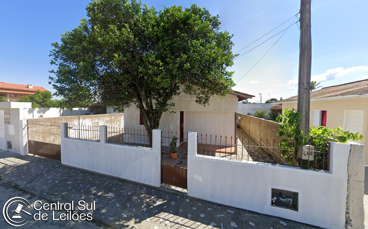 Imóvel com área de 336,00m², bairro campestre, no município de imbituba/sc