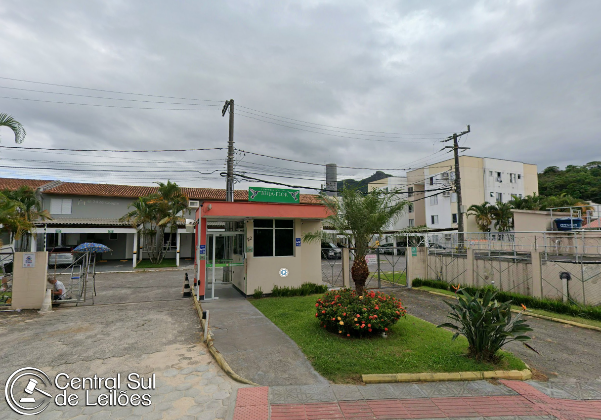 Apartamento nº 101, bloco a, no condomínio beija flor, em são josé/sc